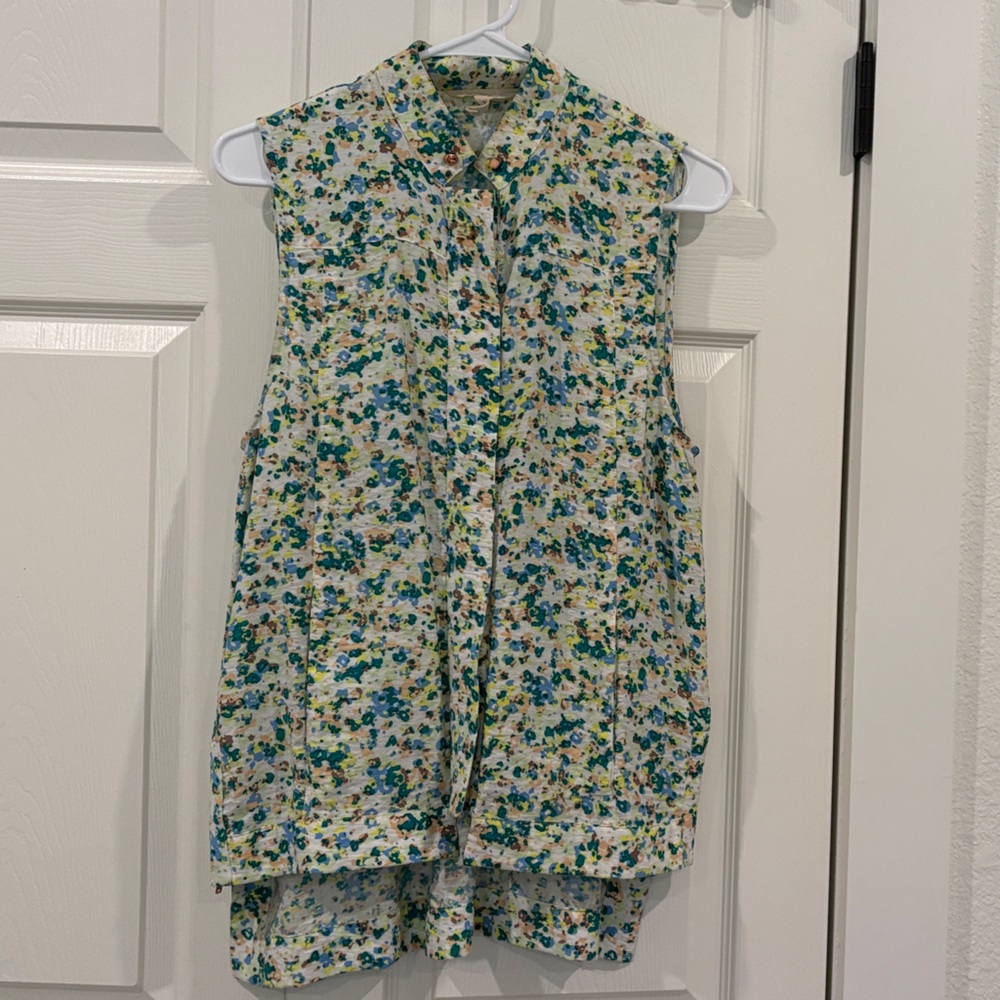 BCBGeneration Multicolor Floral Vest